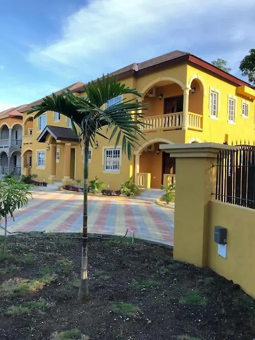 Peace Of Mind- Serenity Palm Apartment Runaway Bay