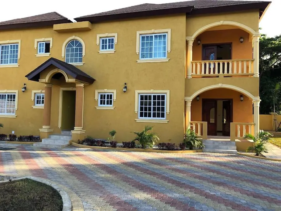 Peace Of Mind- Serenity Palm Apartment Runaway Bay